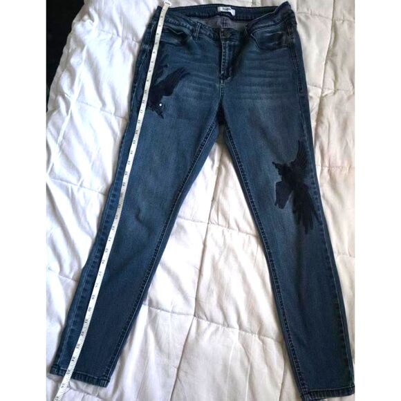Kensie Jeans Teen Girl Blue Skinny Raw Hem – Size Medium - Picture 3 of 9